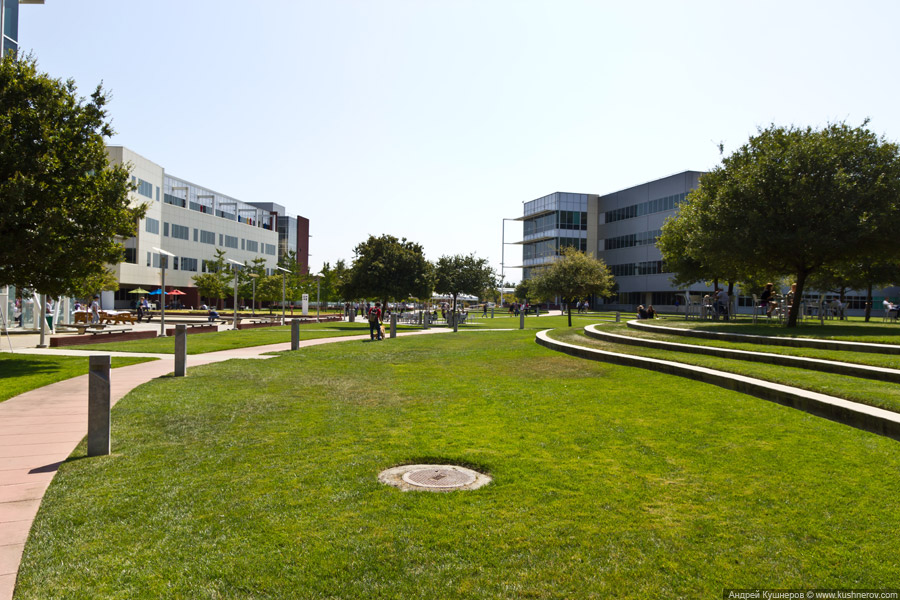 Googleplex - кампус Google в Mountain View, California