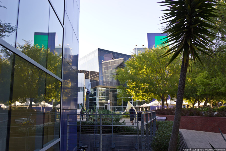 Googleplex - кампус Google в Mountain View, California