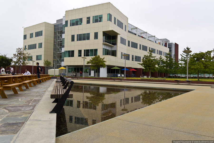 Googleplex - кампус Google в Mountain View, California