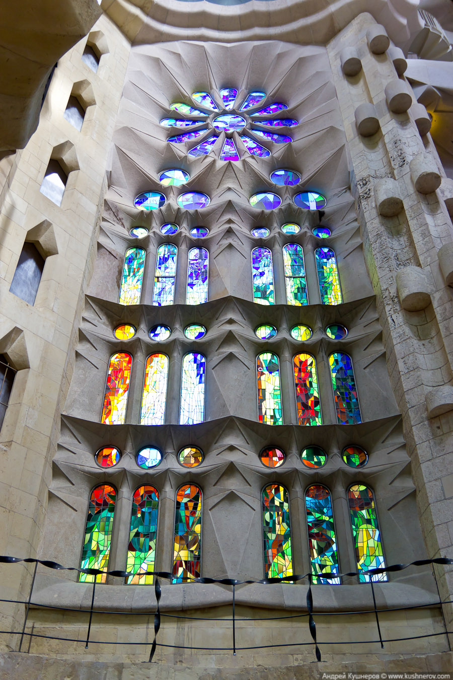 sagrada_familia_inside2