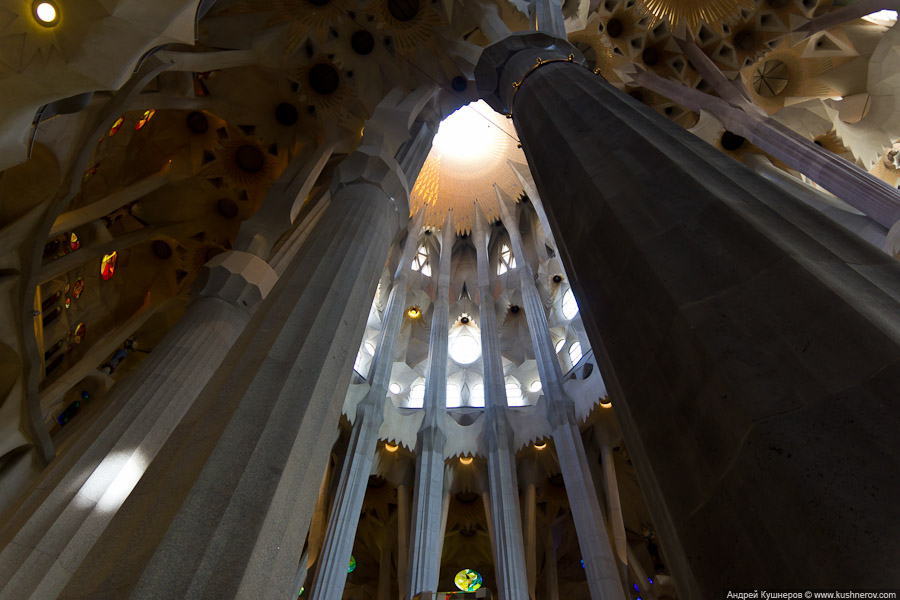 sagrada_familia_inside3