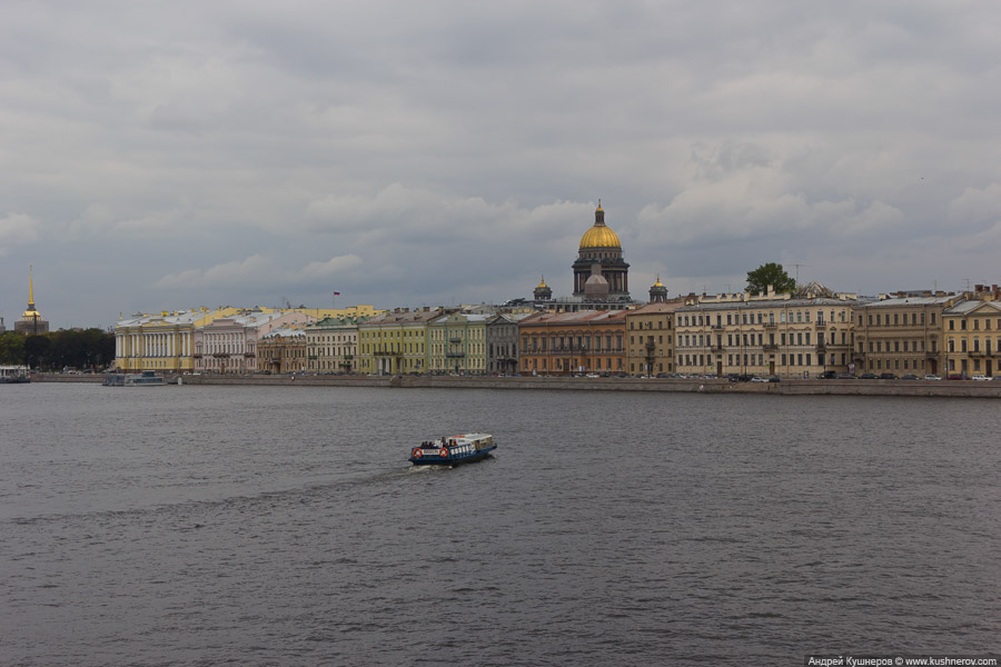 Санкт-Петербург. Нева
