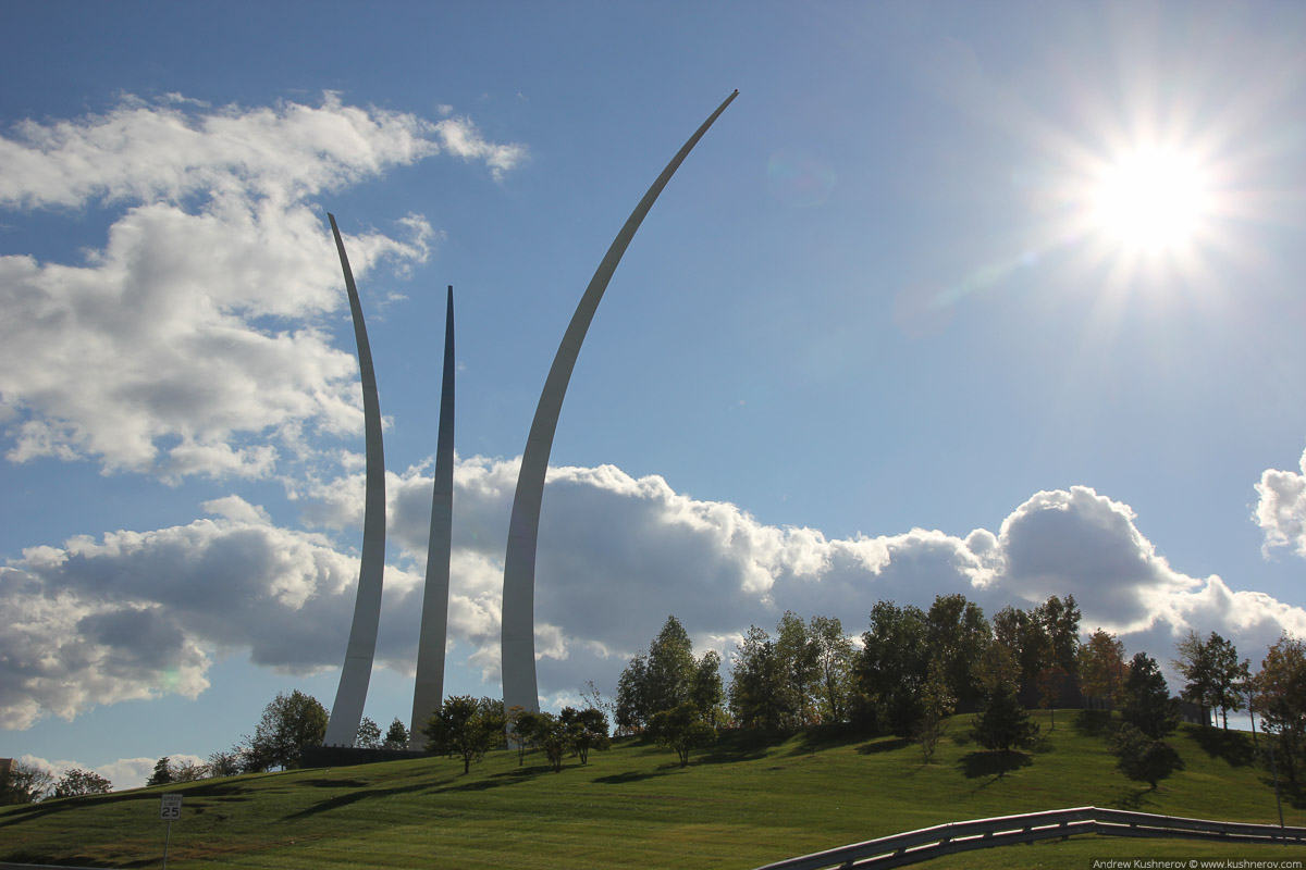 Арлингтон, Вирджиния. Монумент посвящённый военно-воздушным силам